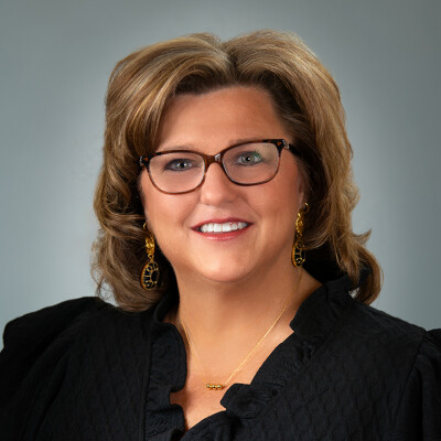 Headshot of Leslie D. Moore